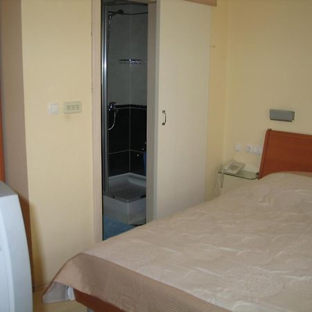 House Filomena Apartment Banjol ภายนอก รูปภาพ