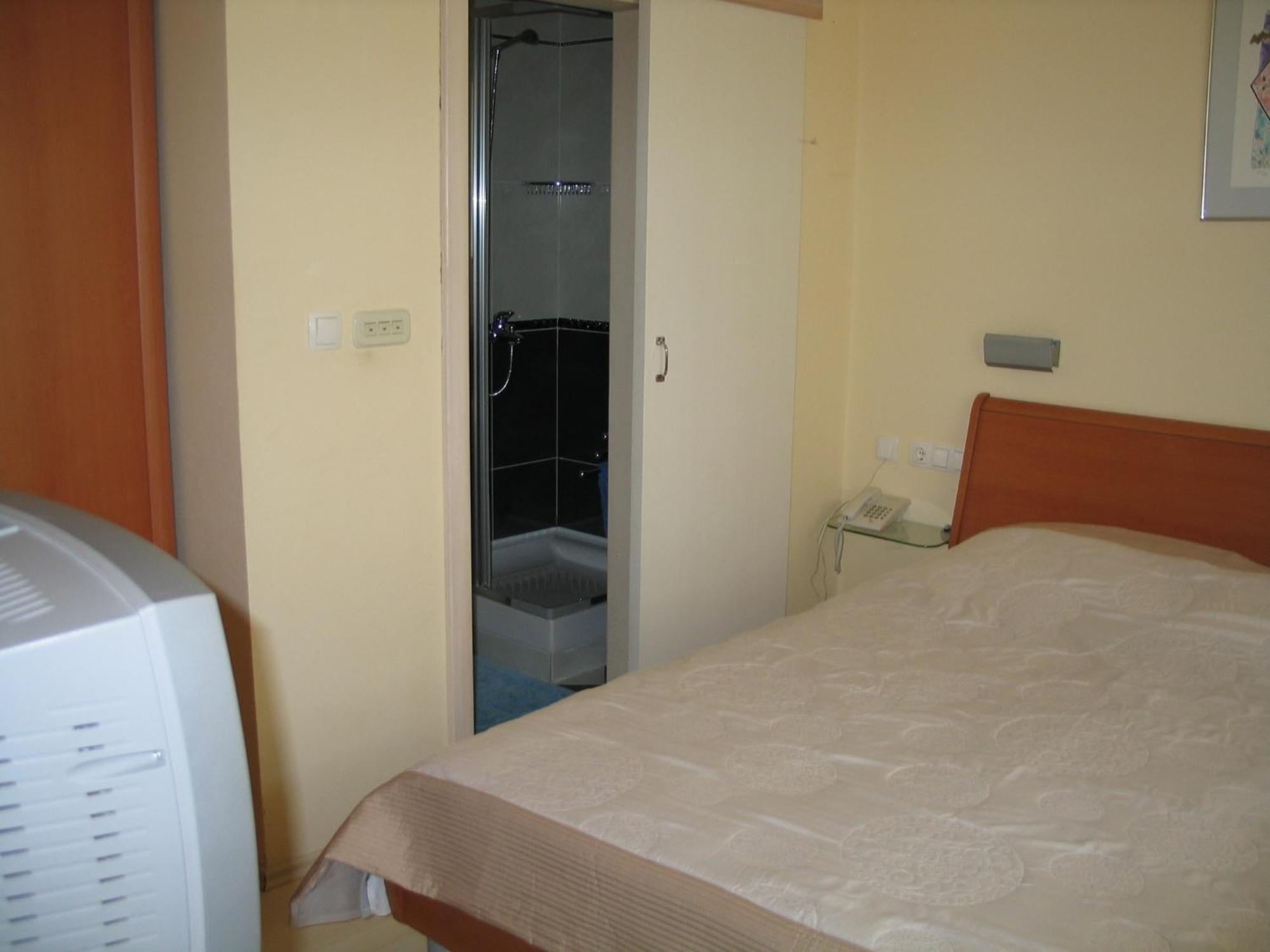 House Filomena Apartment Banjol ภายนอก รูปภาพ