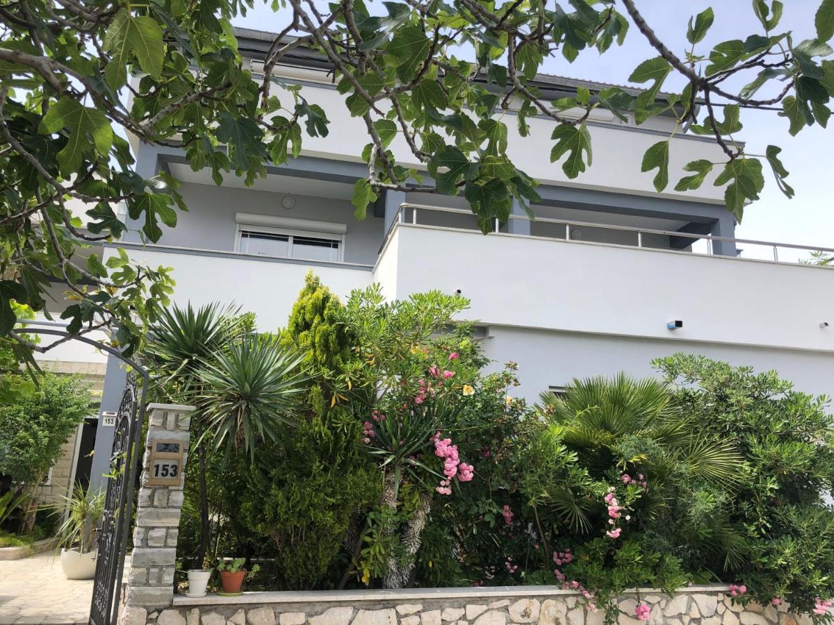 House Filomena Apartment Banjol ภายนอก รูปภาพ